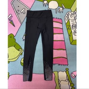 black lululemon leggings